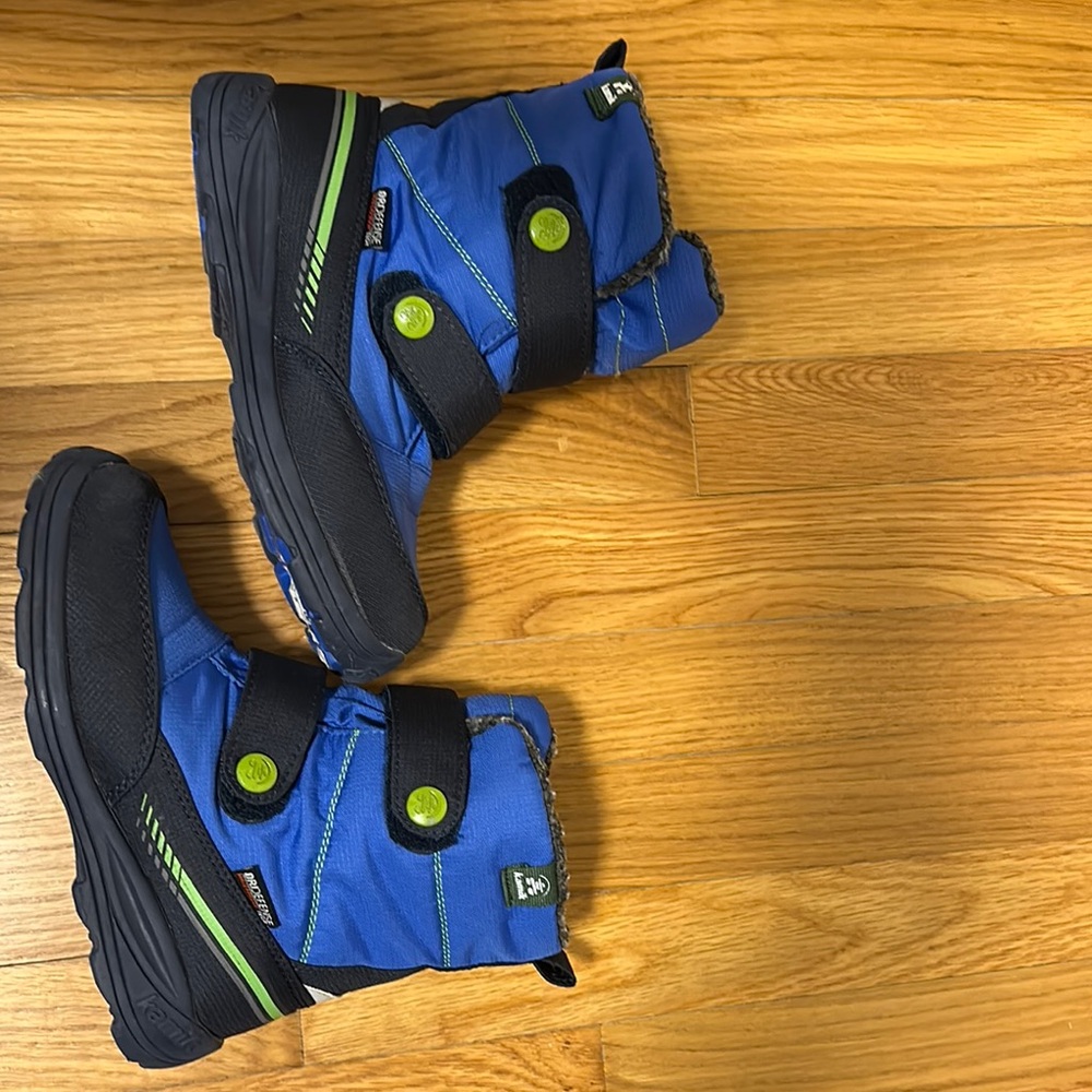 Kamik Blue Rain and Snow Boots with Waterproof Design and High-Top Style